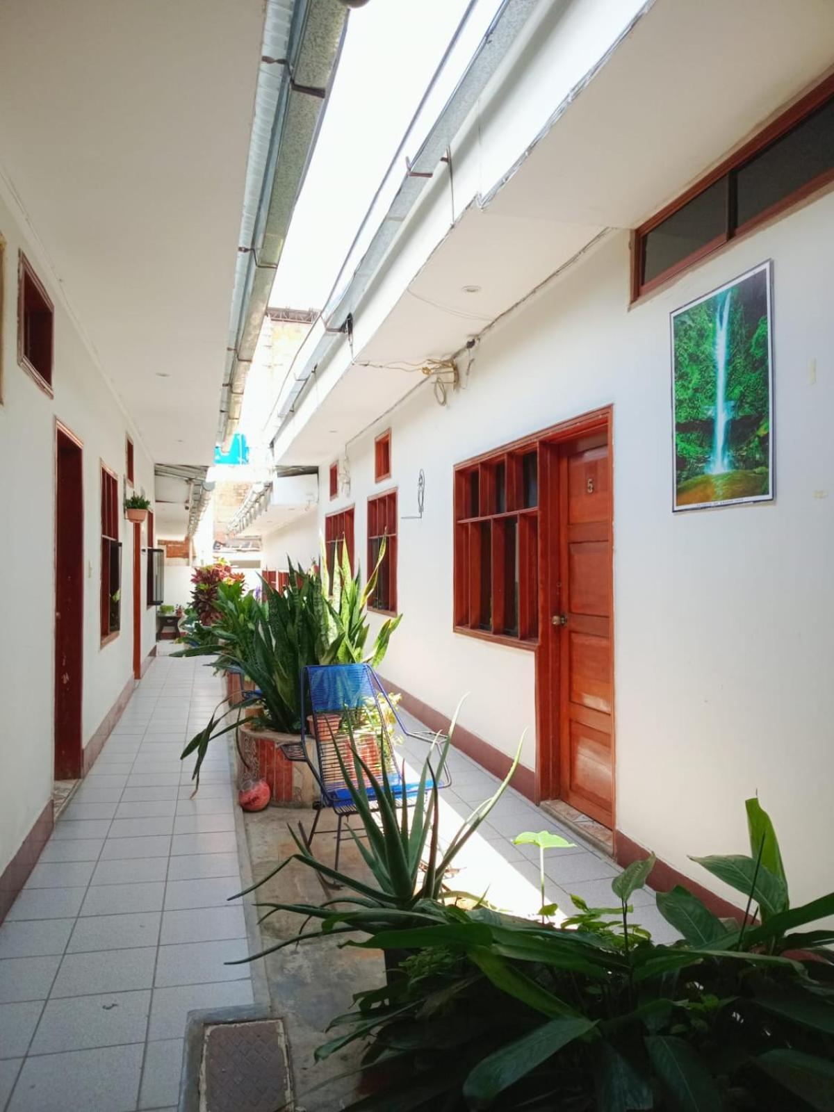 Tengana Hospedaje Y Tours Tarapoto Eksteriør bilde